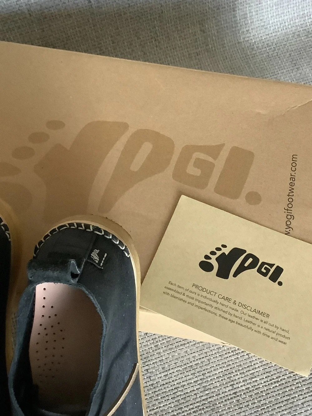 Men’s Black Leather Boat Shoes with Tan Laces